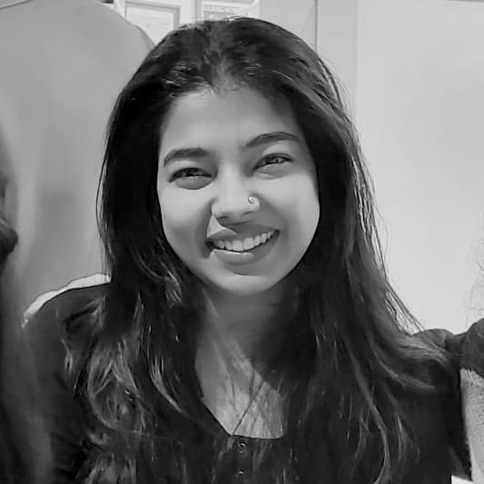 Sunena Maju.